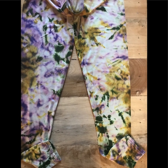 Blue Gecko:Tie Dye Leggings~ Lavender Fields - Picture 6 of 6